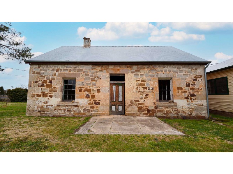 111 Ian Holt Drive, Lidsdale NSW 2790