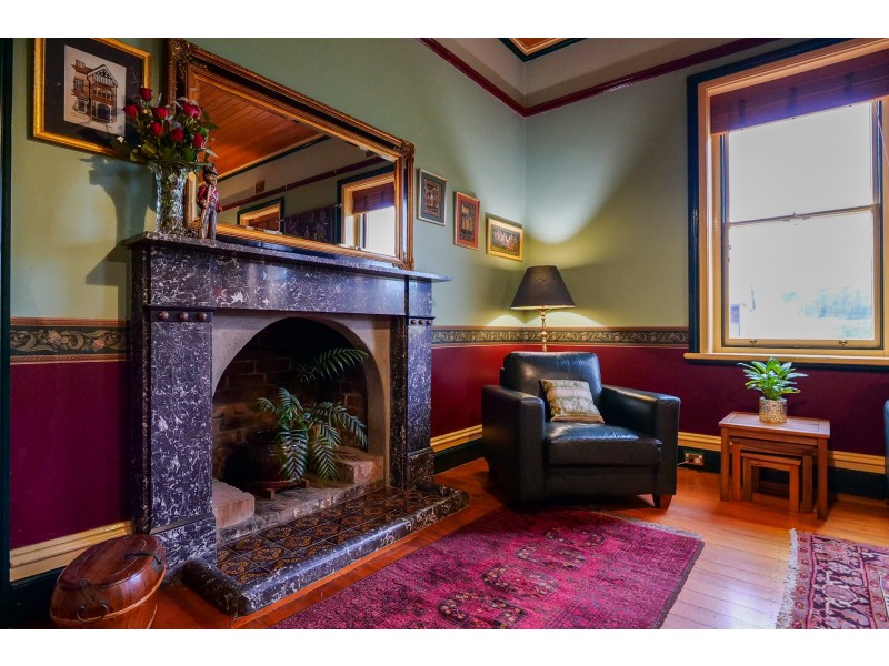 111 Ian Holt Drive, Lidsdale NSW 2790