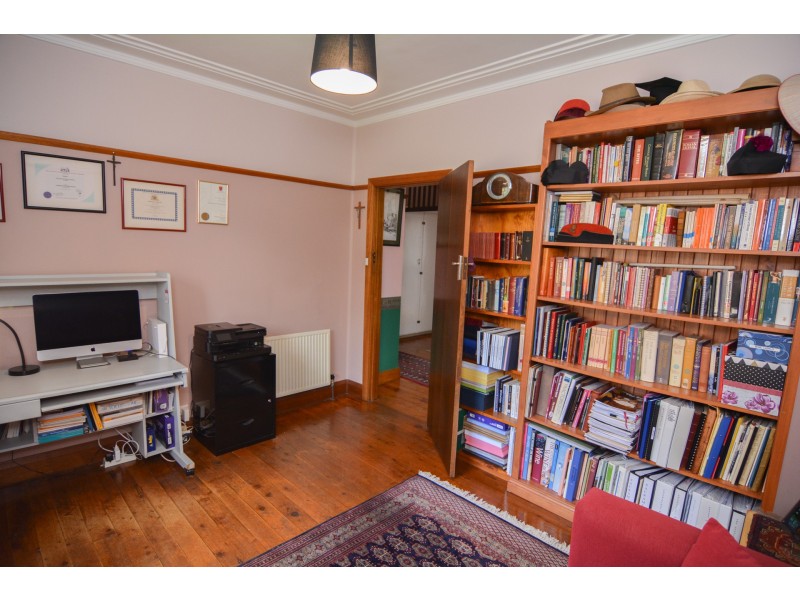 111 Ian Holt Drive, Lidsdale NSW 2790