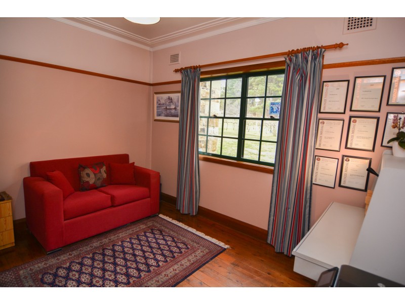 111 Ian Holt Drive, Lidsdale NSW 2790