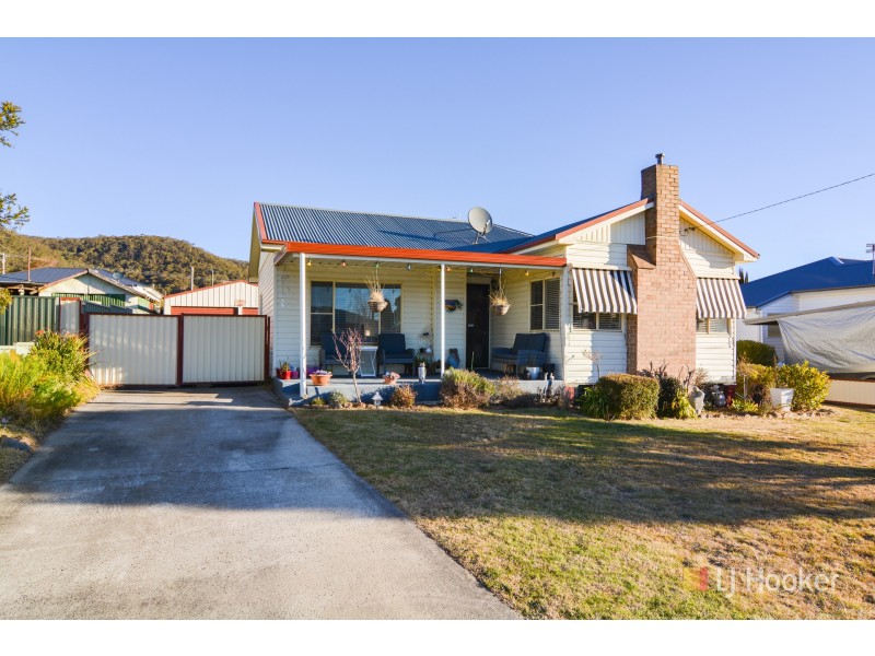 8 Tobruk Street, Lithgow NSW 2790