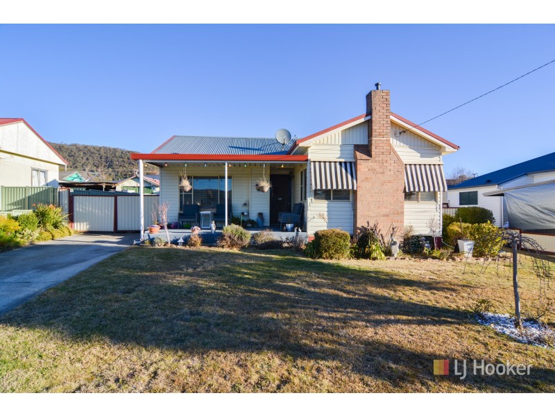 8 Tobruk Street, Lithgow NSW 2790