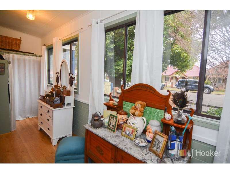 14 Roy Street, Lithgow NSW 2790