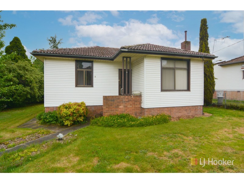 6 Caroline Avenue, Lithgow NSW 2790