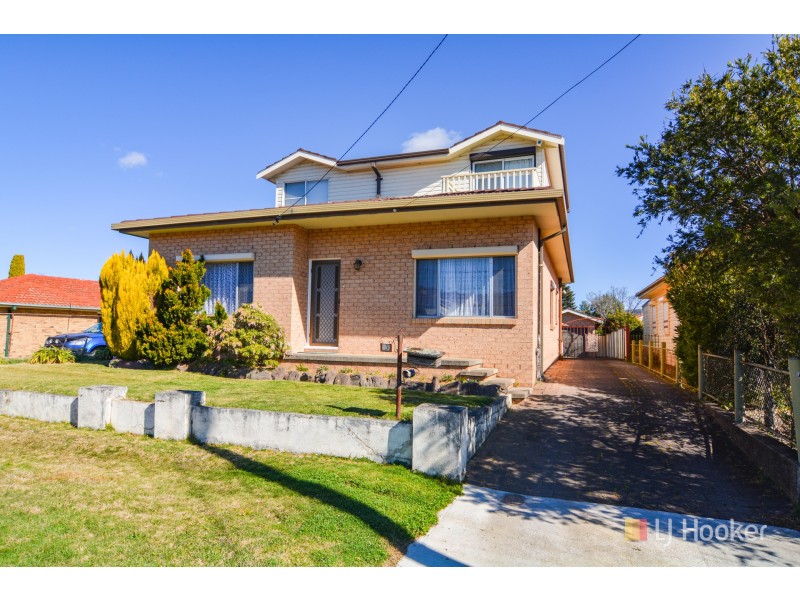 20 Rifle Parade, Lithgow NSW 2790