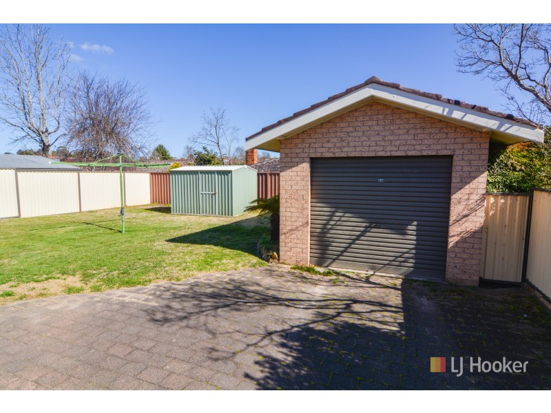 20 Rifle Parade, Lithgow NSW 2790