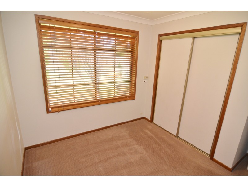 5 Reserve Road, Marrangaroo NSW 2790