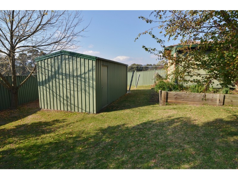 5 Reserve Road, Marrangaroo NSW 2790