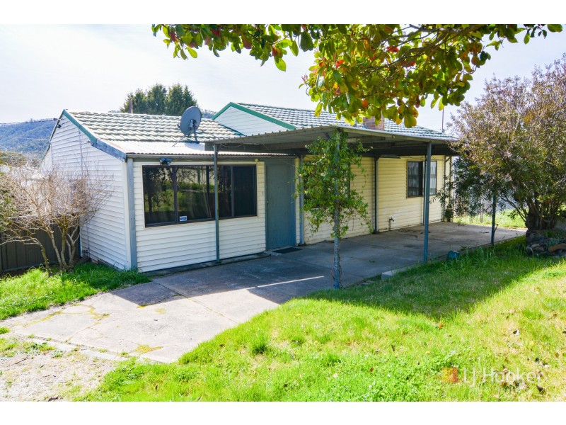 25 Inner Crescent, Lithgow NSW 2790