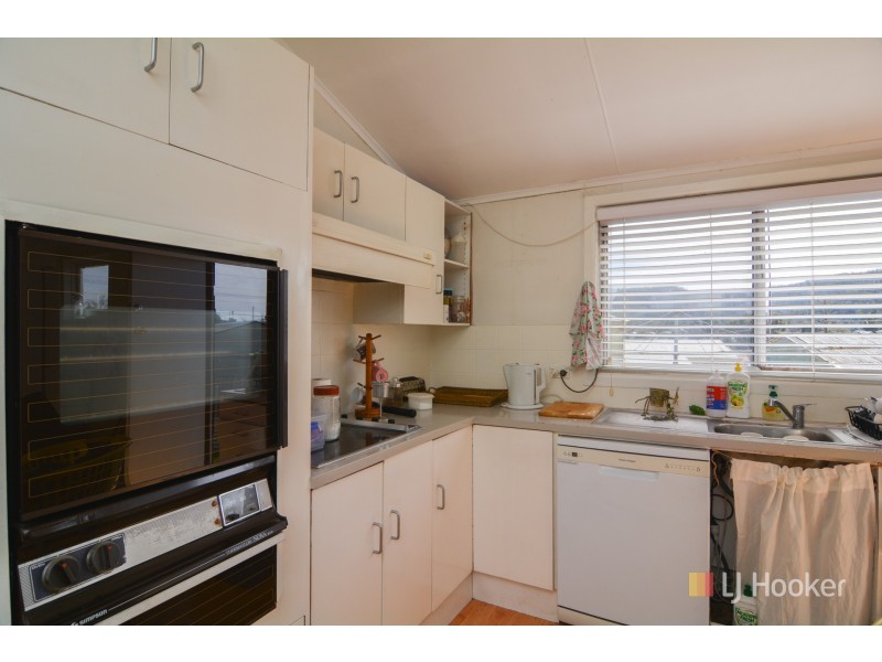 25 Inner Crescent, Lithgow NSW 2790