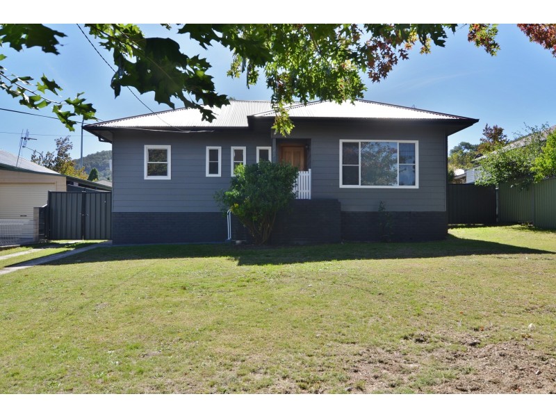 43 Andrew Street, Lithgow NSW 2790