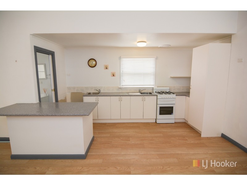 4 Academy Street, Lithgow NSW 2790