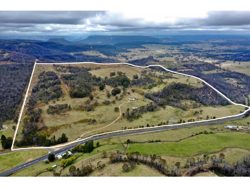 5964 Castlereagh Highway, Running Stream NSW 2850