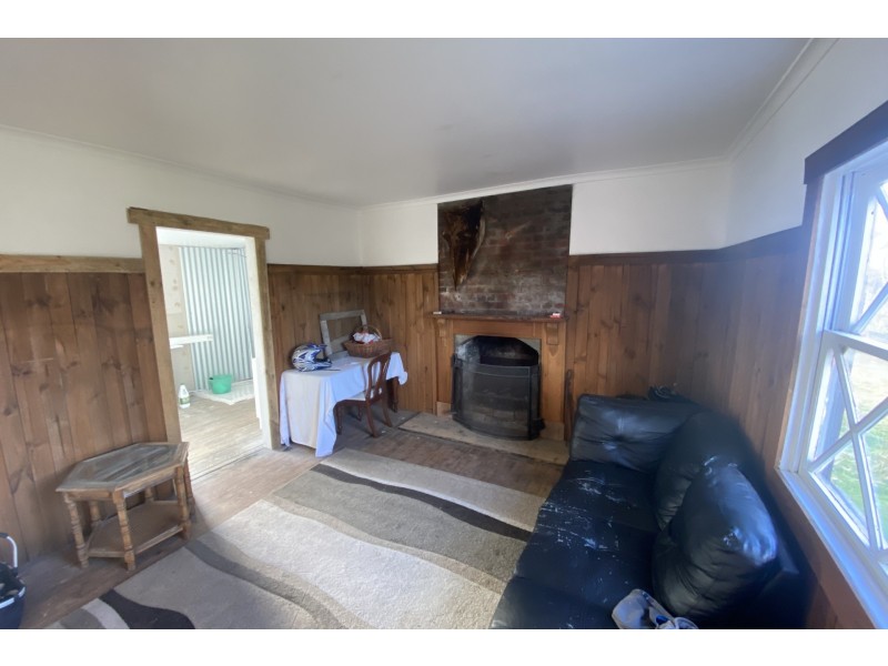 5964 Castlereagh Highway, Running Stream NSW 2850