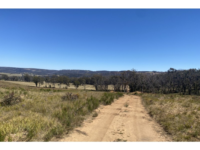 5964 Castlereagh Highway, Running Stream NSW 2850