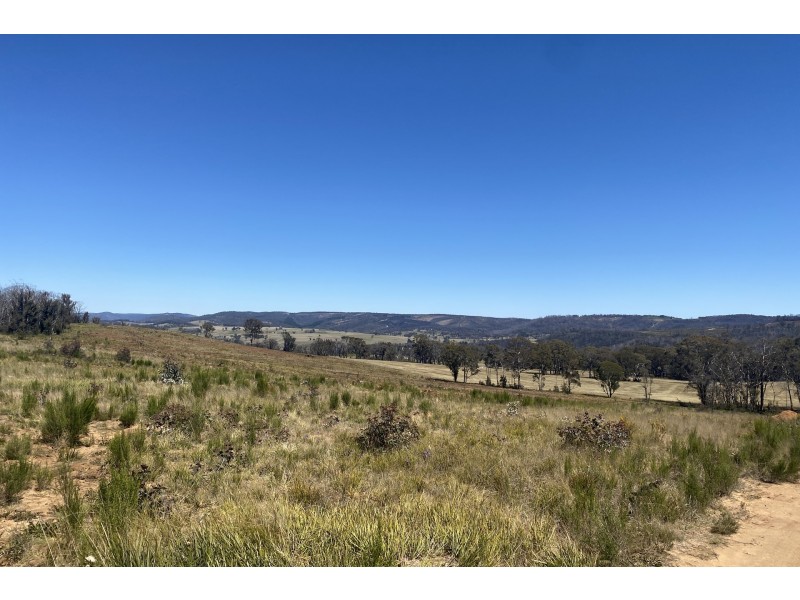 5964 Castlereagh Highway, Running Stream NSW 2850