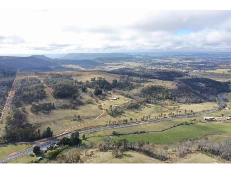 5964 Castlereagh Highway, Running Stream NSW 2850