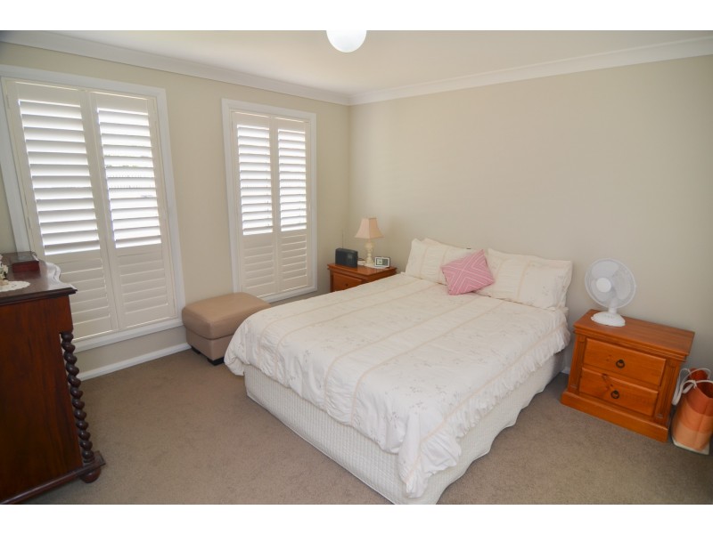 13 Hoskins Avenue, Lithgow NSW 2790