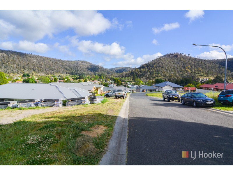 Lot 53 (23)/ Henderson Place, Lithgow NSW 2790