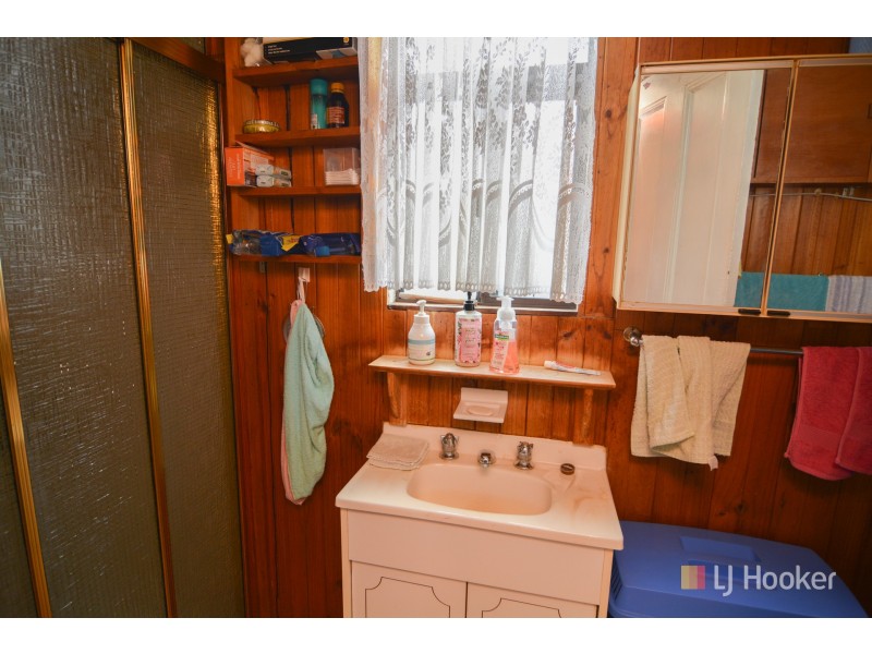 8 Wrights Road, Lithgow NSW 2790