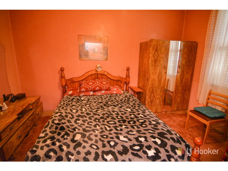 8 Wrights Road, Lithgow NSW 2790