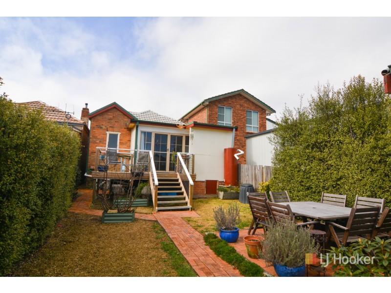 16 Cupro Street, Lithgow NSW 2790