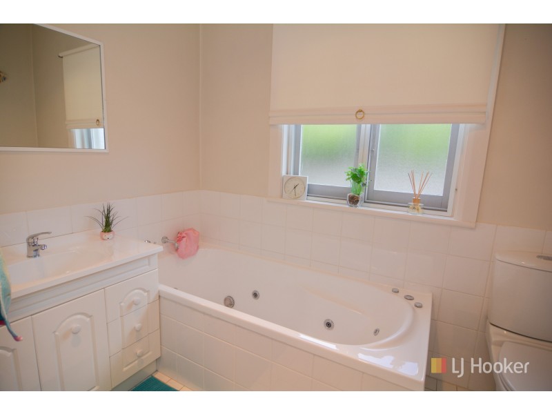 14 Ordnance Avenue, Lithgow NSW 2790