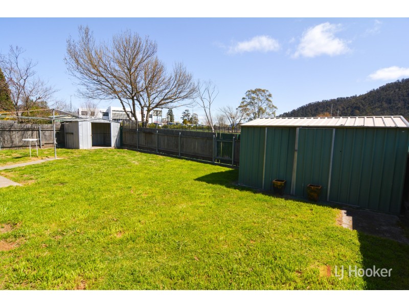 5 Heffernan Place, Lithgow NSW 2790