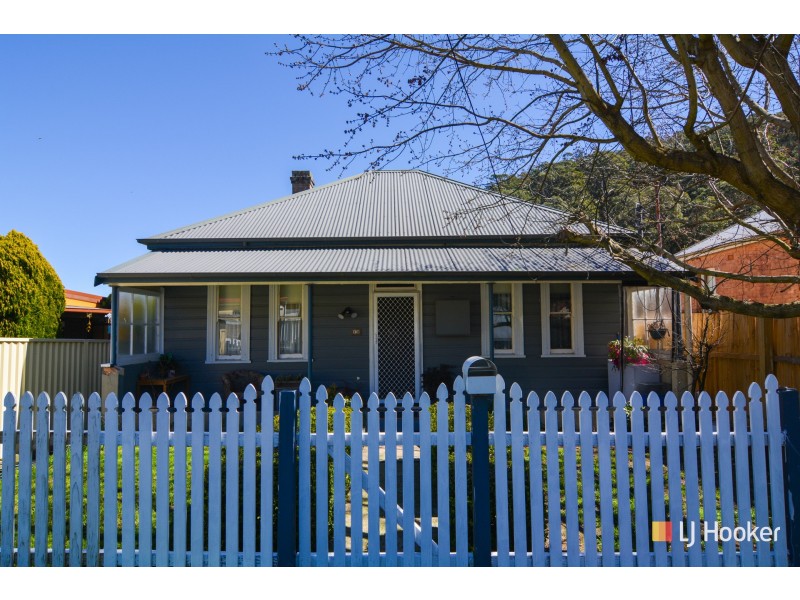 12 Victoria Avenue, Lithgow NSW 2790