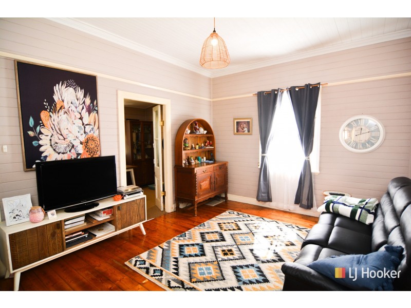 12 Victoria Avenue, Lithgow NSW 2790