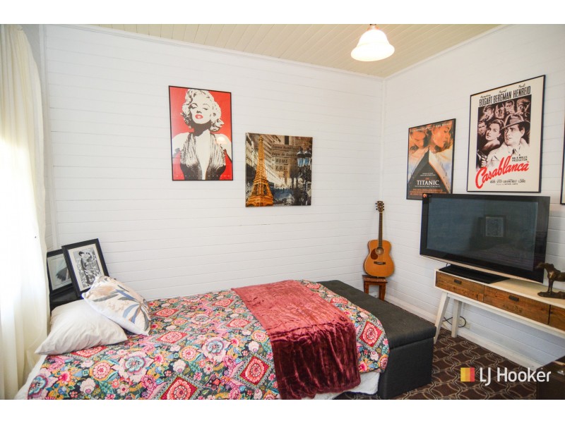 12 Victoria Avenue, Lithgow NSW 2790