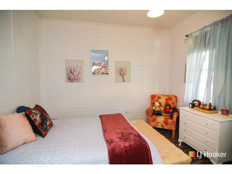 12 Victoria Avenue, Lithgow NSW 2790