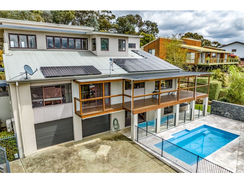 12 Hill Range Crescent, Lithgow NSW 2790