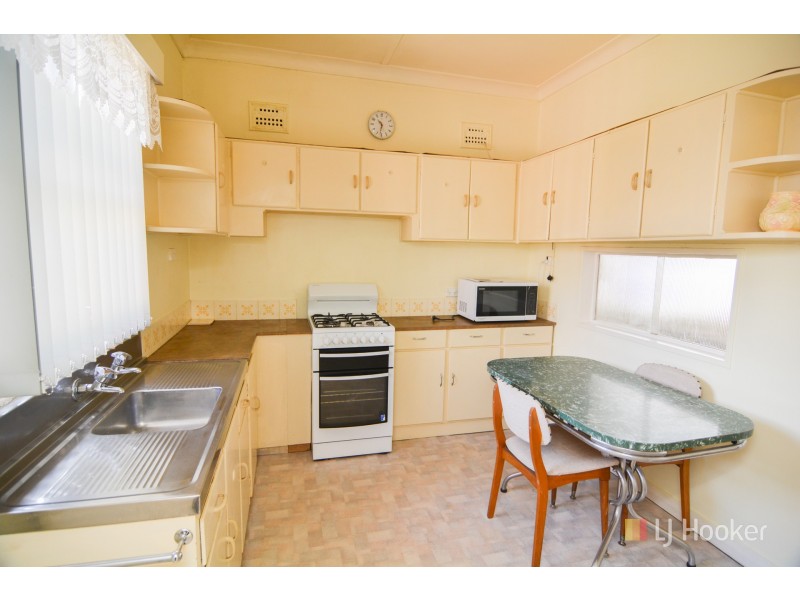 24 Hassans Walls Road, Lithgow NSW 2790