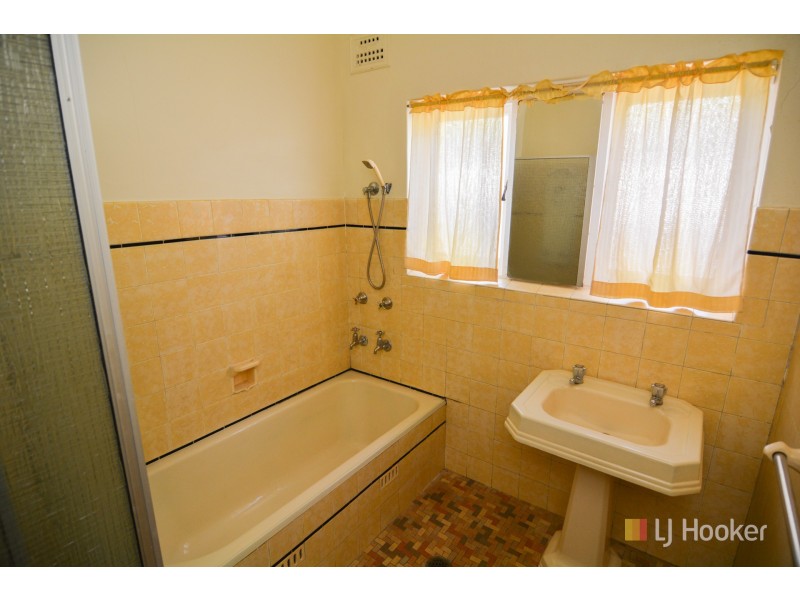 24 Hassans Walls Road, Lithgow NSW 2790