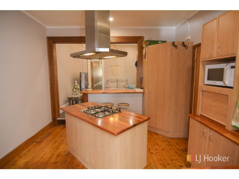 16 Waratah Street, Lithgow NSW 2790