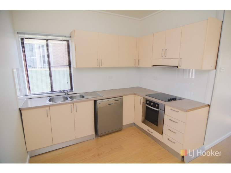 11 Musket Parade, Lithgow NSW 2790
