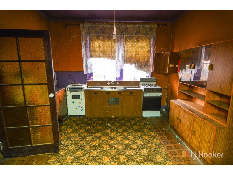 13 Young Street, Lithgow NSW 2790