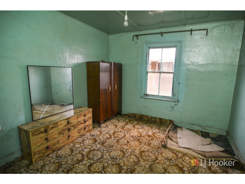 13 Young Street, Lithgow NSW 2790