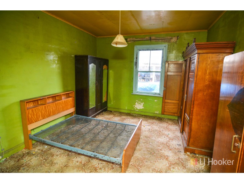 13 Young Street, Lithgow NSW 2790