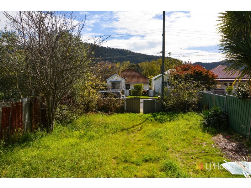 13 Young Street, Lithgow NSW 2790