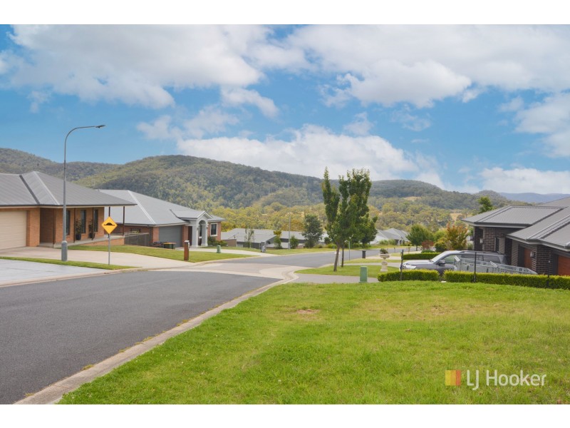 29 (Lot 50 Hillcrest Avenue, Lithgow NSW 2790