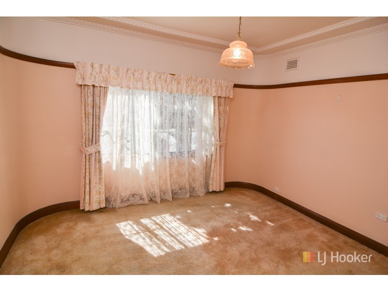 77 Methven Street, Lithgow NSW 2790