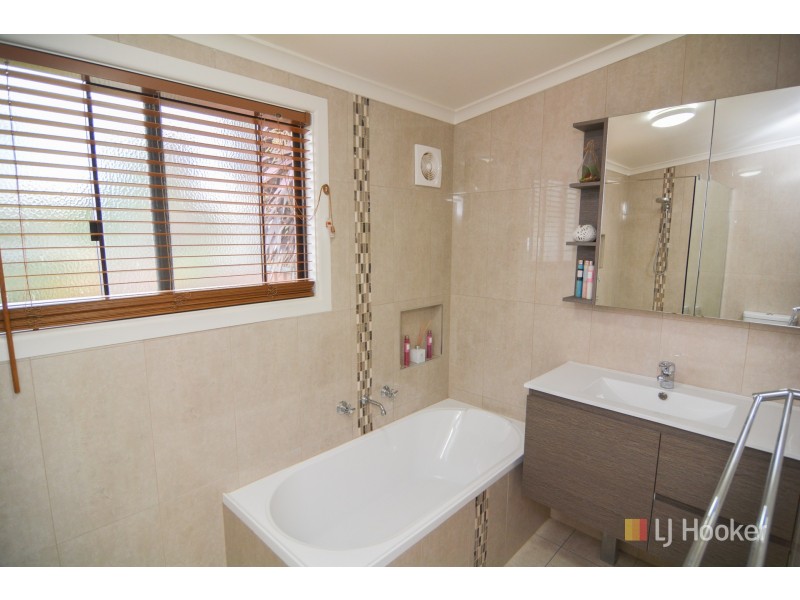 17 Clarice Street, Lithgow NSW 2790