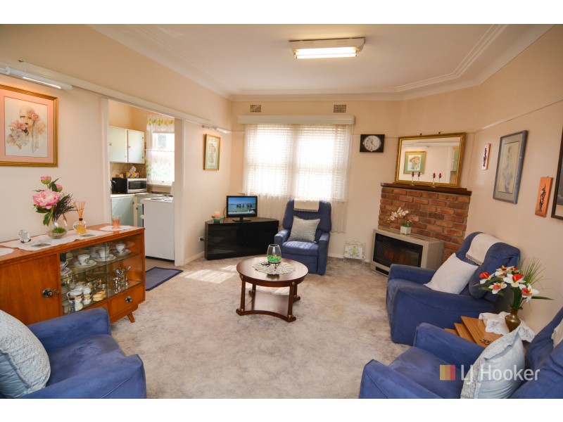 8 Hayley Street, Lithgow NSW 2790