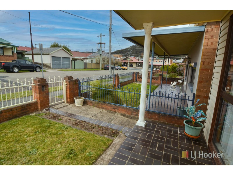 8 Hayley Street, Lithgow NSW 2790