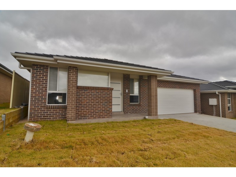 33 Henning Crescent, Wallerawang NSW 2845