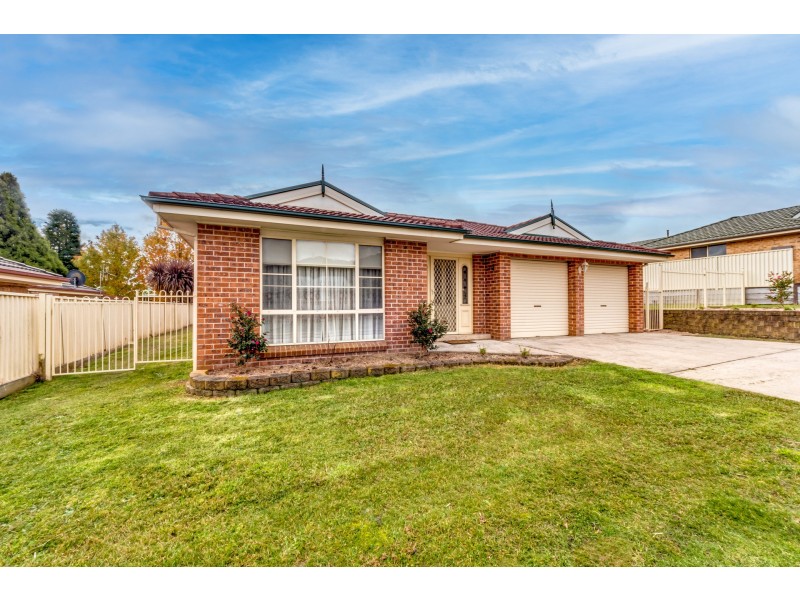 4 Protea Place, Lithgow NSW 2790