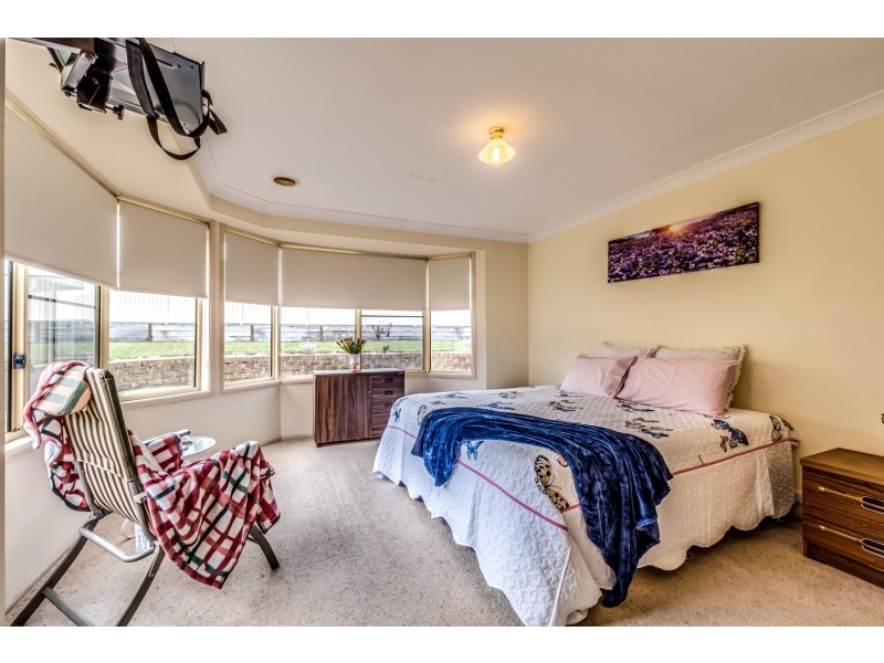 4 Protea Place, Lithgow NSW 2790