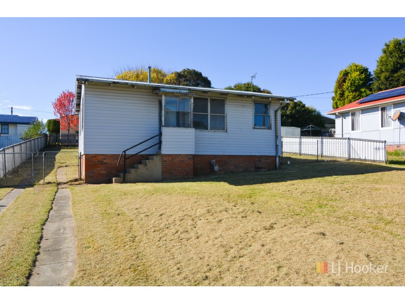 14 Hume Avenue, Wallerawang NSW 2845